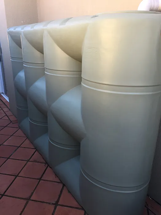 Poly Slimline water tank