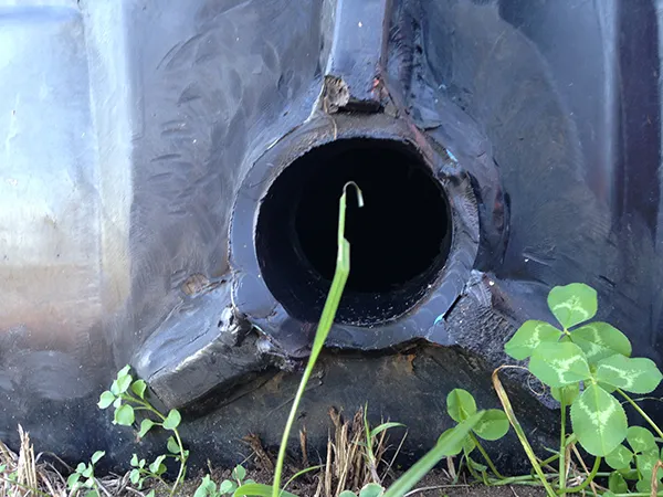 broken flange outlet